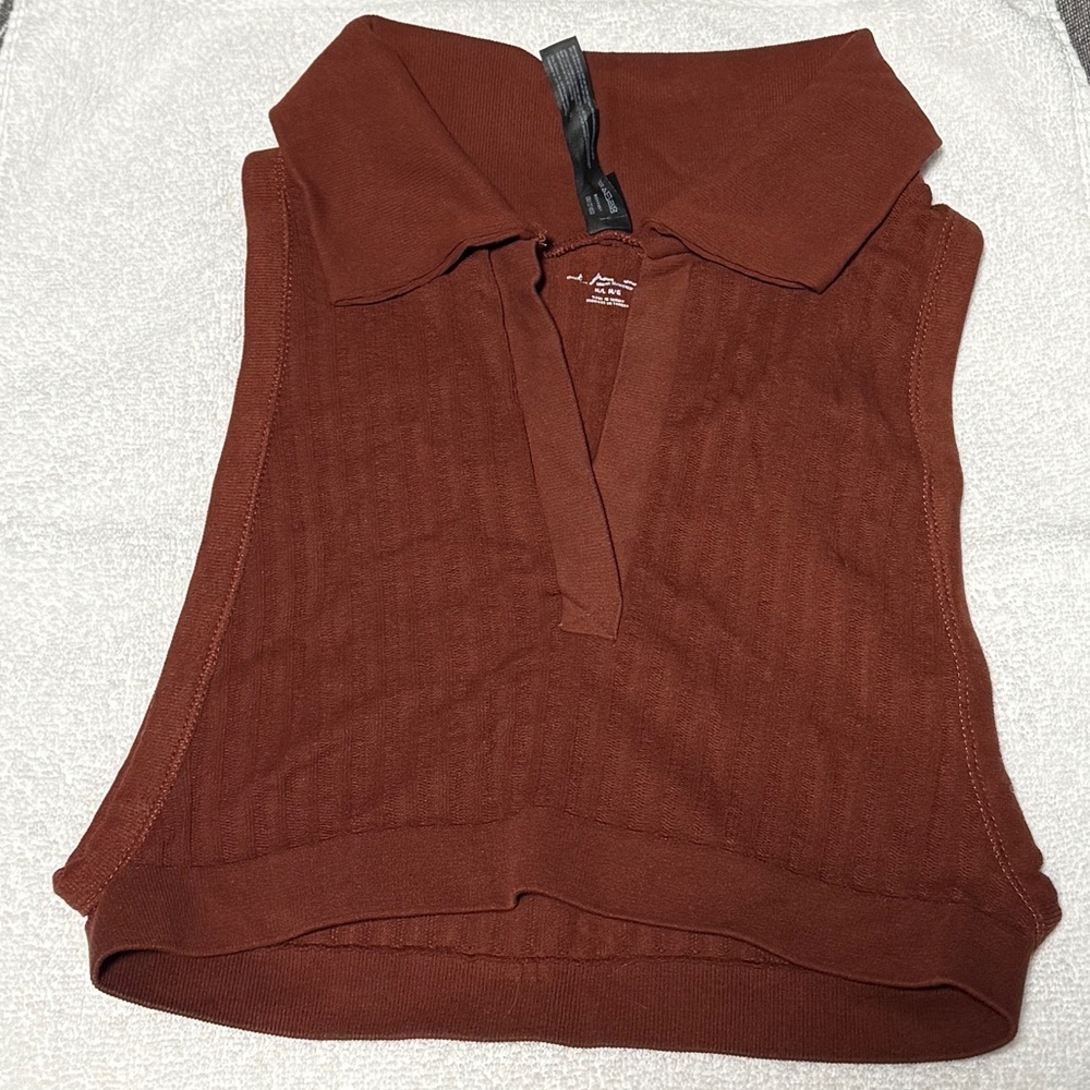 Brown Sleeveless Collared Top